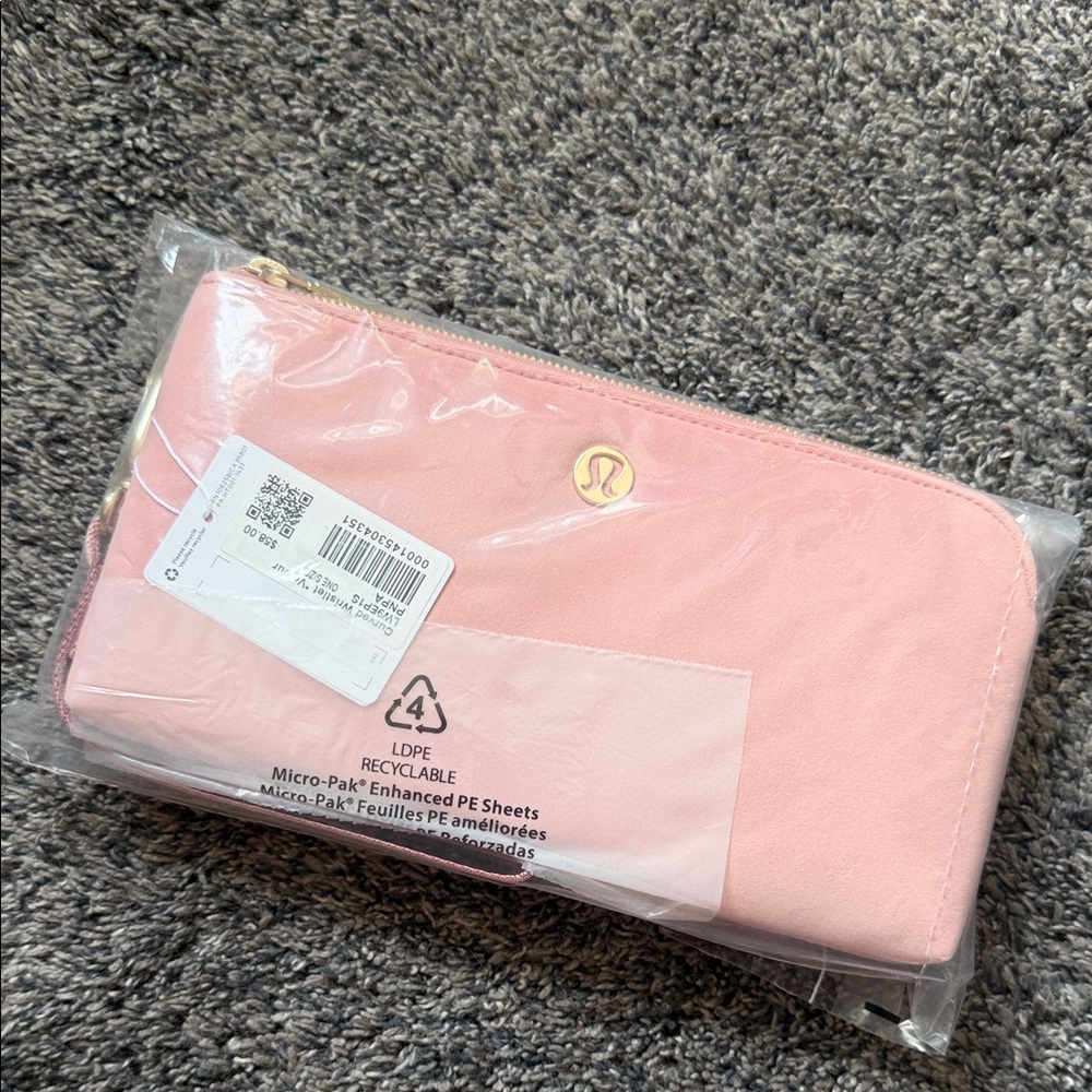 lululemon athletica Pink Zip Wallet - Soft Blush curved wristlet - NWT